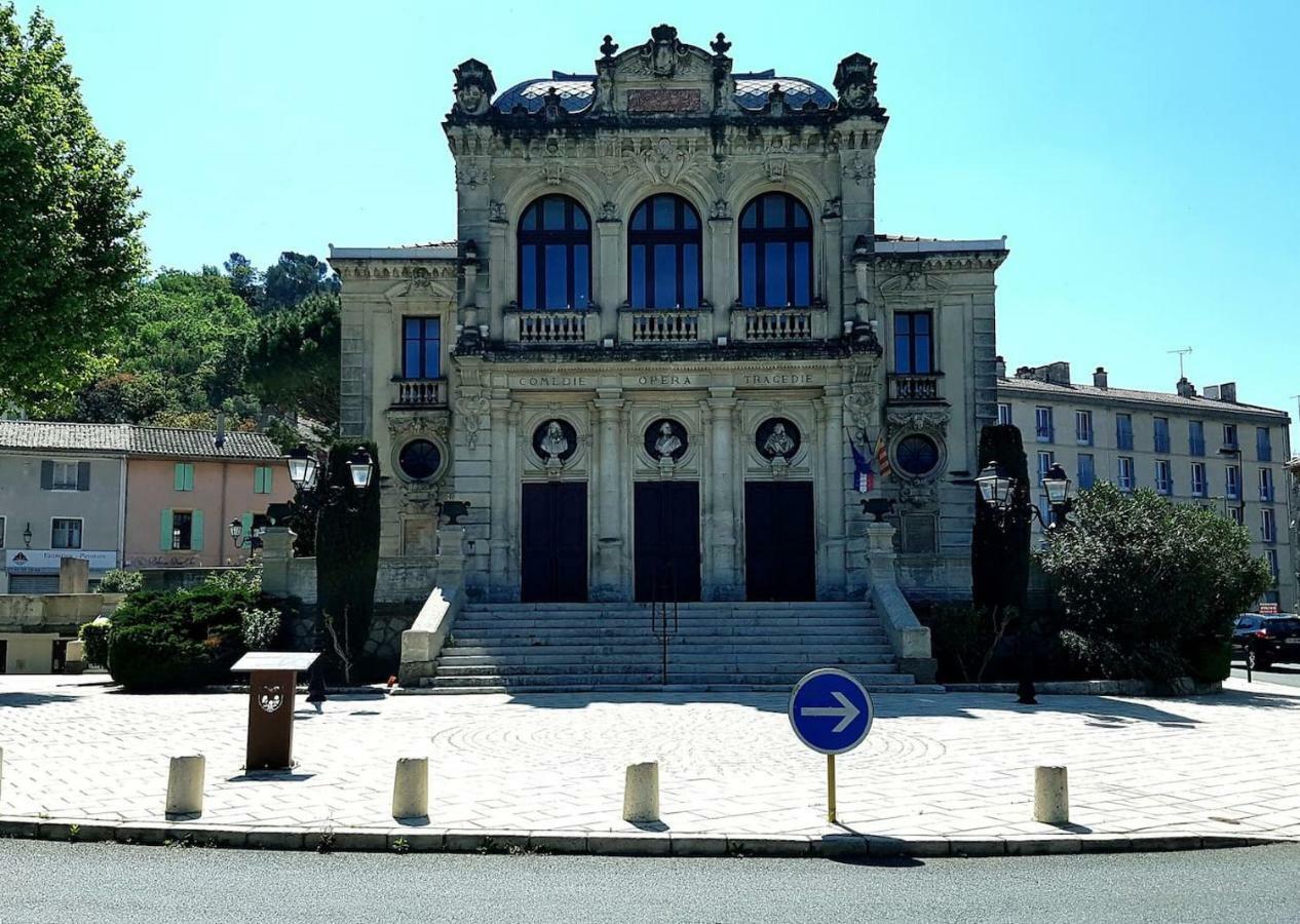 Gite Urbain Les Jardins De La Meyne Villa Orange  Exterior photo